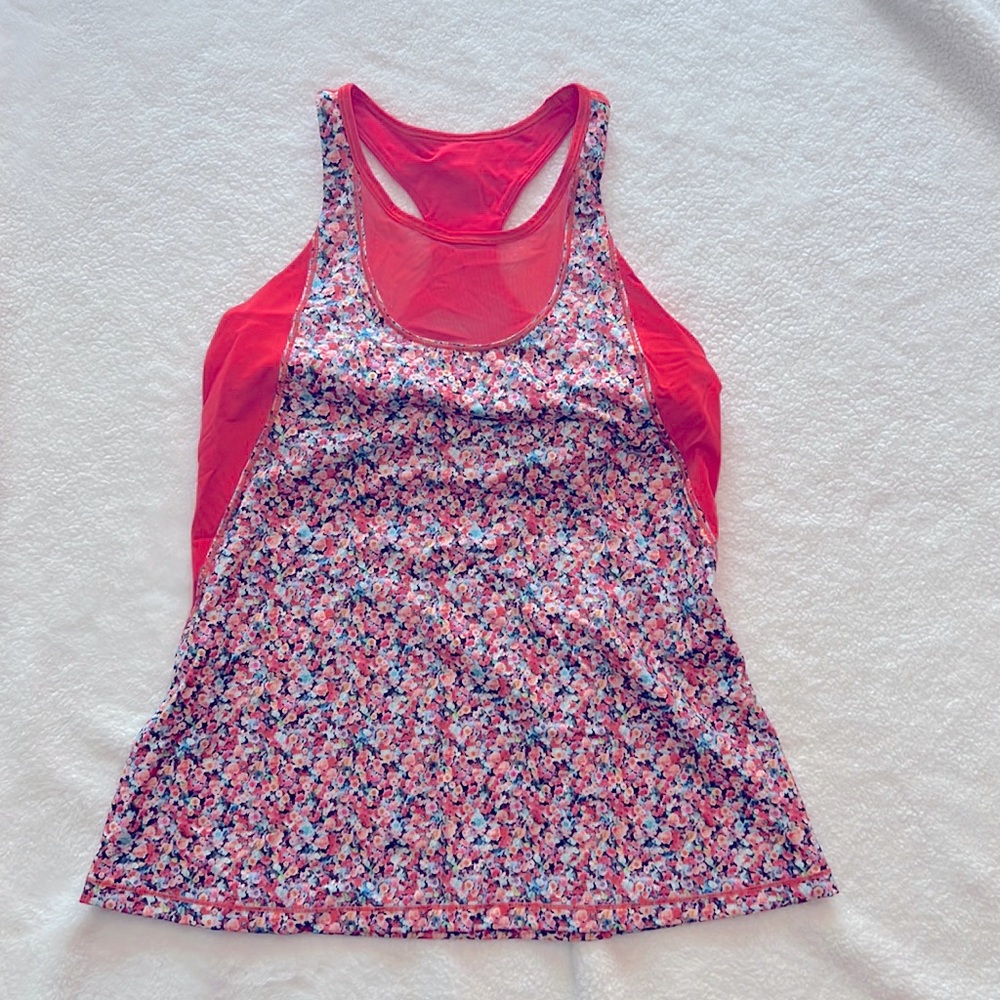 Lululemon tank built in bra. Size 12 never worn.